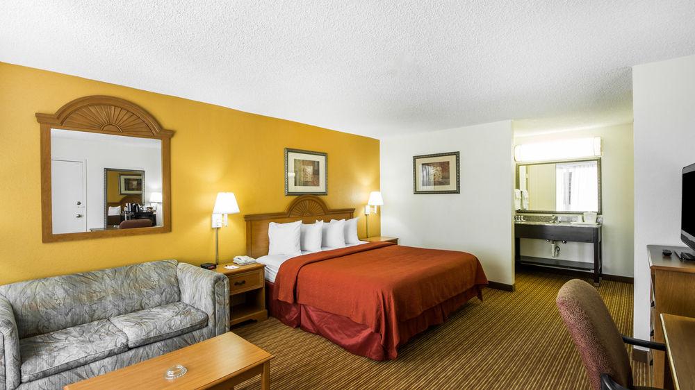 Quality Inn Ponca City Route 77 エクステリア 写真