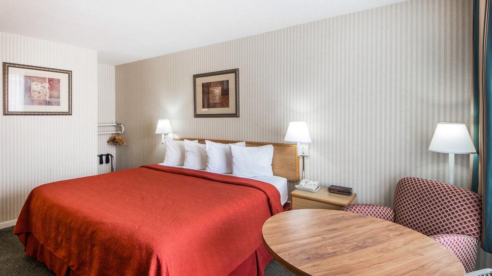 Quality Inn Ponca City Route 77 エクステリア 写真