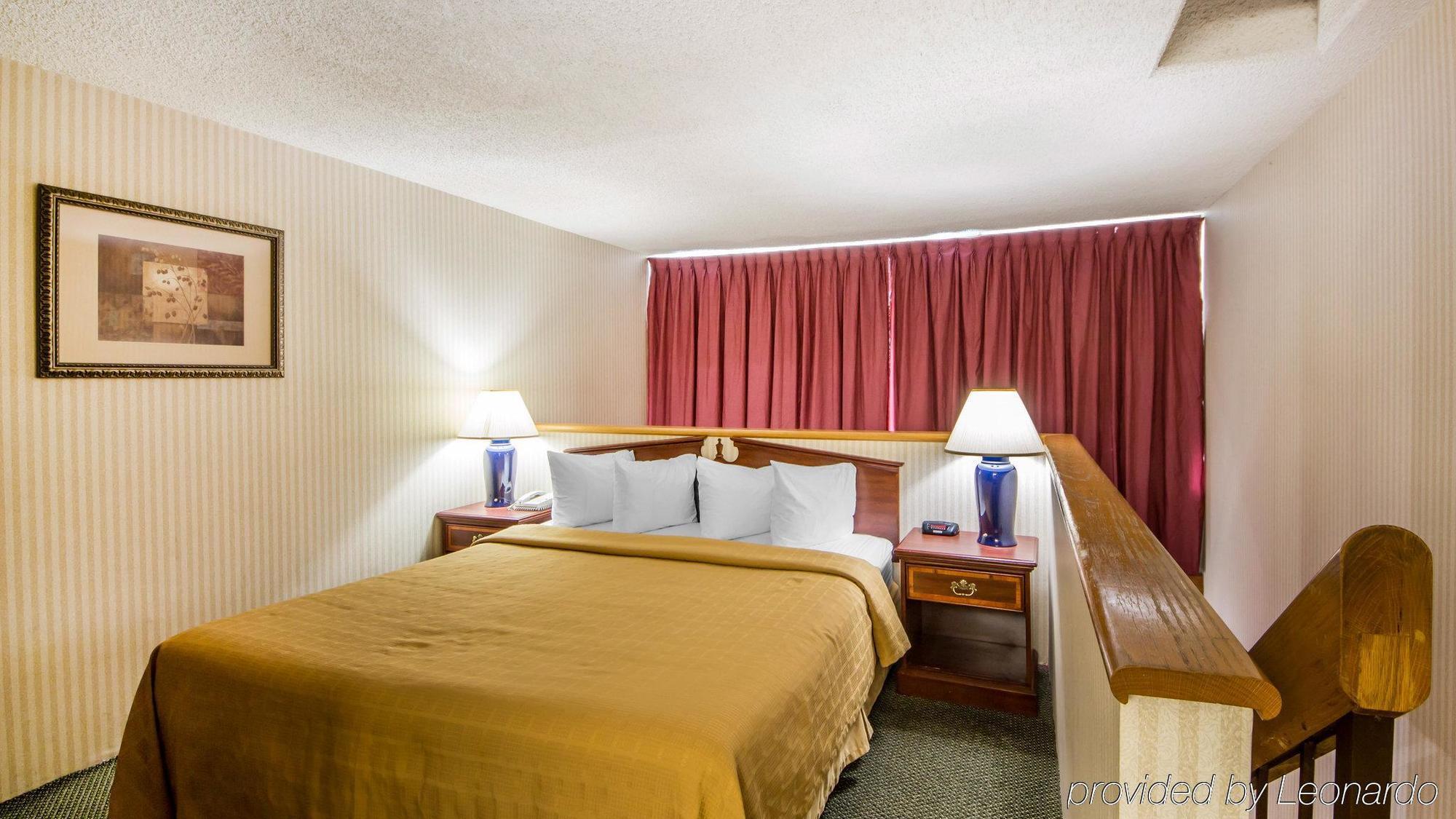 Quality Inn Ponca City Route 77 エクステリア 写真