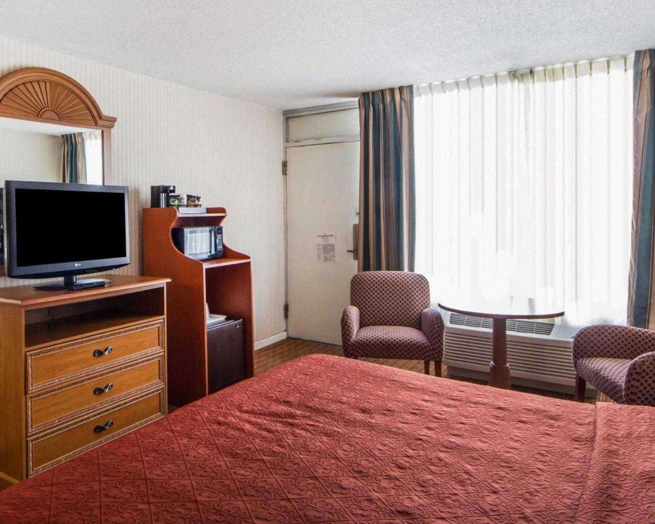 Quality Inn Ponca City Route 77 エクステリア 写真