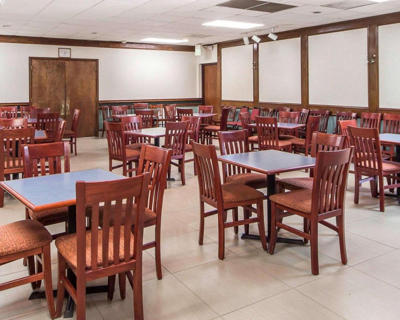 Quality Inn Ponca City Route 77 エクステリア 写真