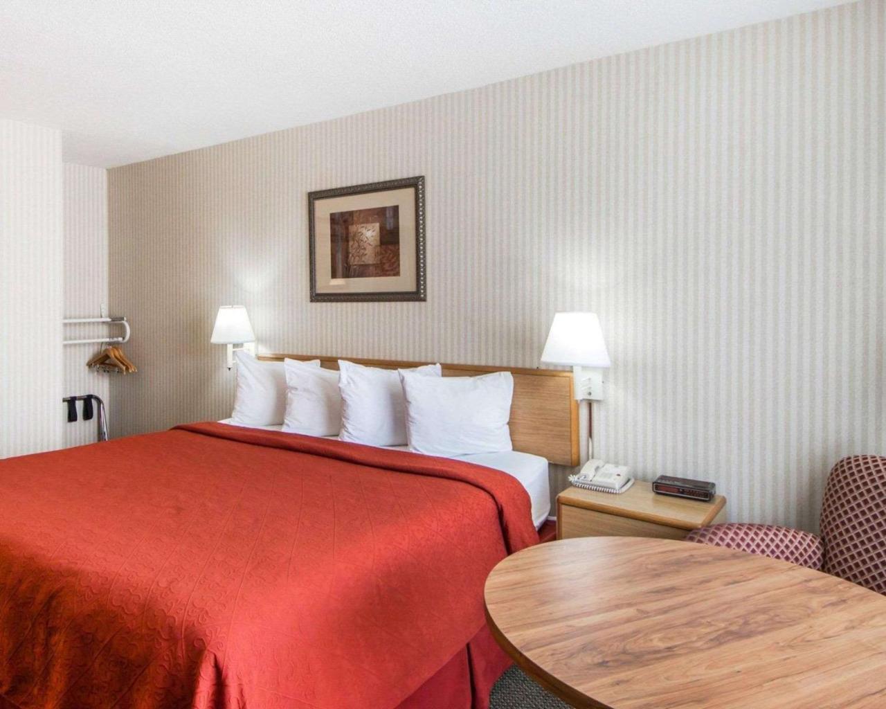 Quality Inn Ponca City Route 77 エクステリア 写真
