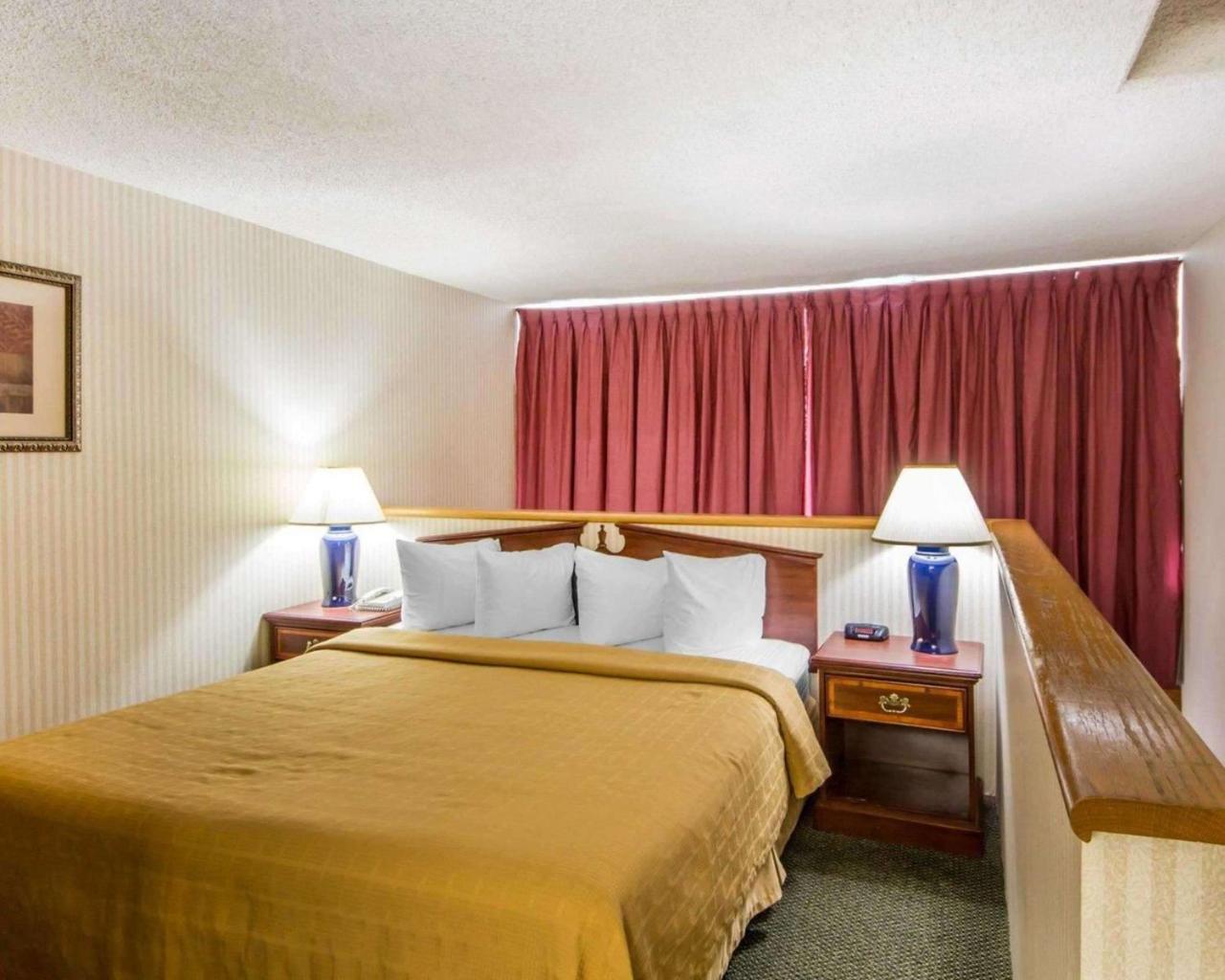 Quality Inn Ponca City Route 77 エクステリア 写真