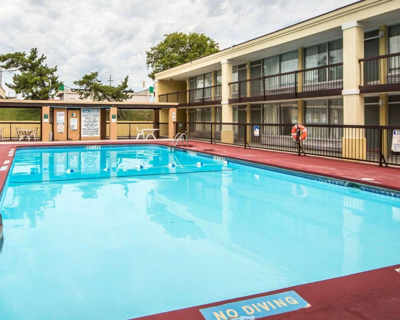 Quality Inn Ponca City Route 77 エクステリア 写真