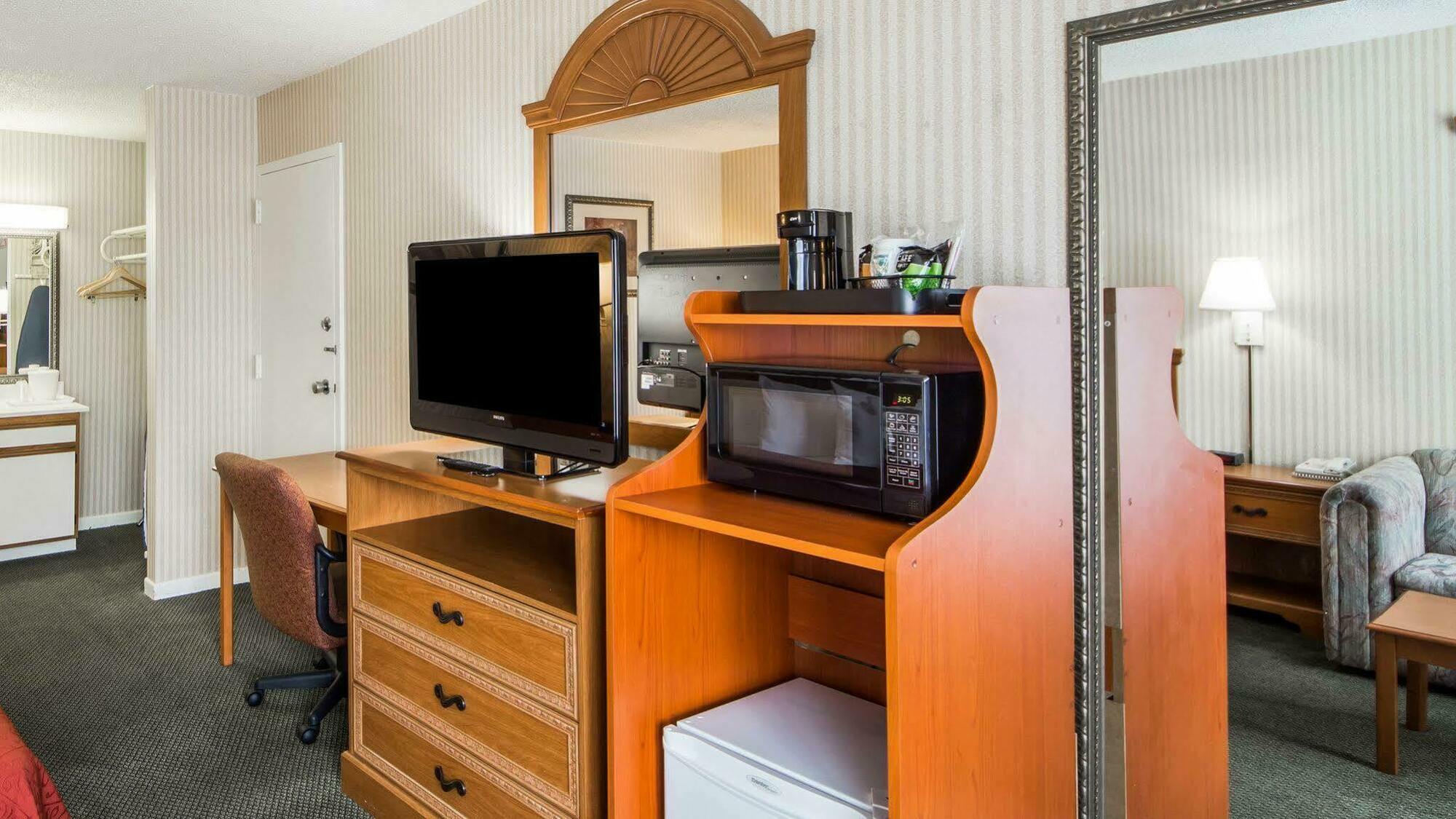 Quality Inn Ponca City Route 77 エクステリア 写真