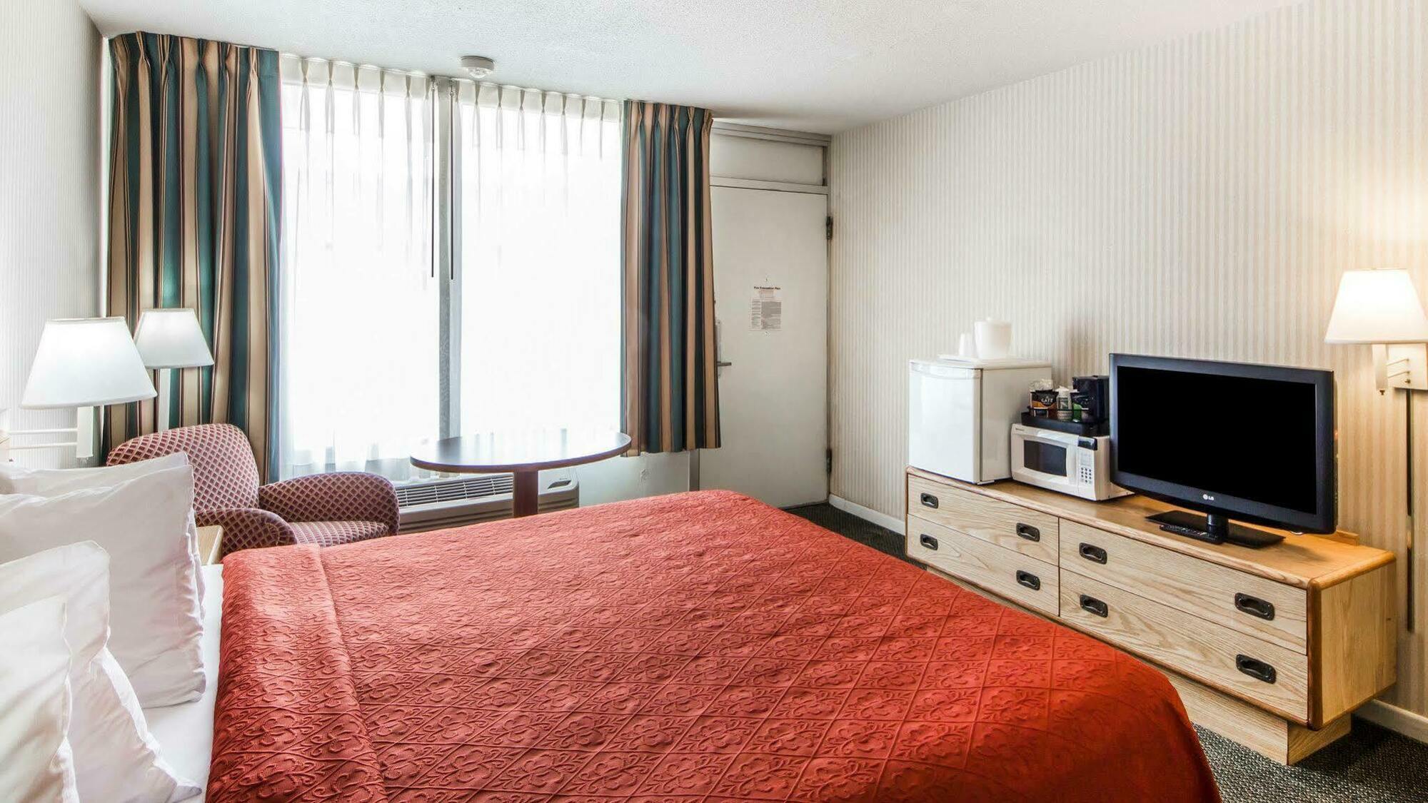 Quality Inn Ponca City Route 77 エクステリア 写真